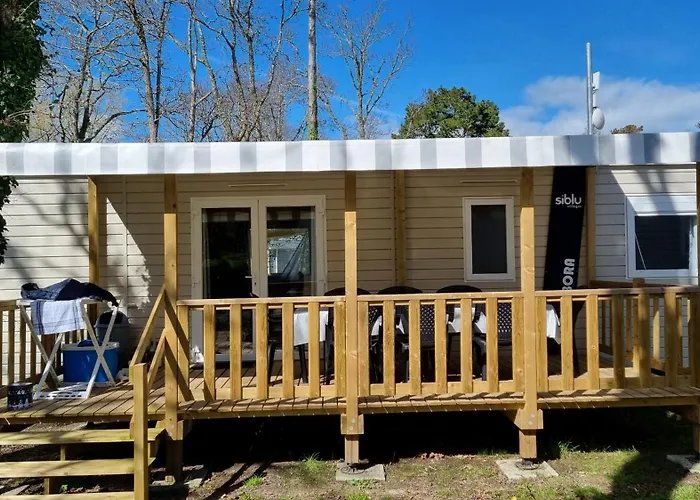 Bungalow Avec Terrasse